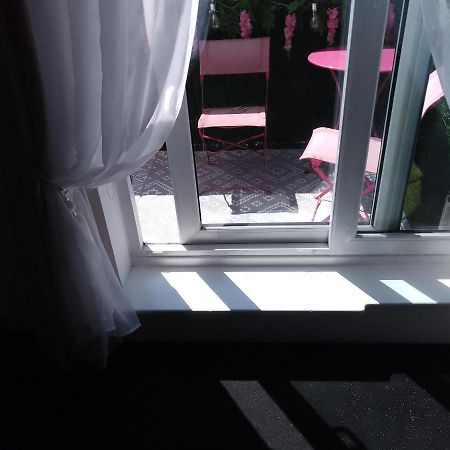 Bed And Breakfast Double Room Chester City Centre, Free Parking Kültér fotó