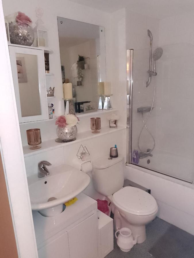 Bed And Breakfast Double Room Chester City Centre, Free Parking Kültér fotó